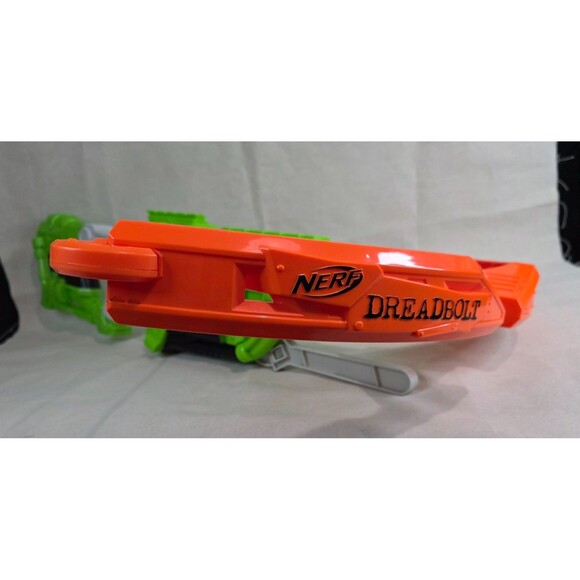Nerf Zombie Strike Dreadbolt Crossbow Blaster B9091 – Good Condition w/2 Darts - Picture 5 of 7